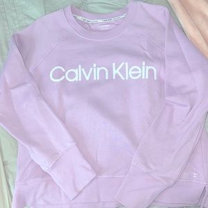 Medium sized Calvin Klein crewneck